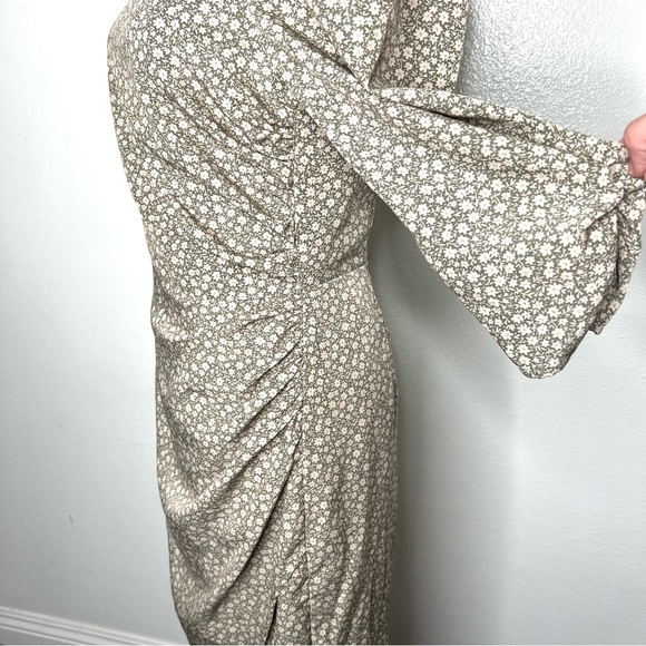 ASTR The Label Olive Floral Midi Dress - Picture 7 of 12